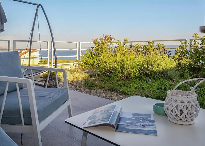 Sea View With Garden Joshua Split